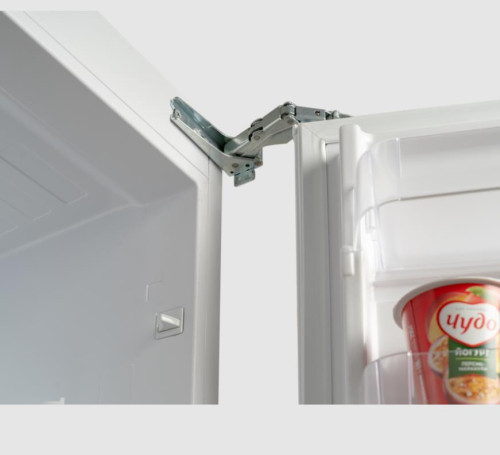 Встраиваемый холодильник  Schaub Lorenz SLU S445W3M