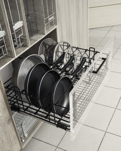 Корзина выкатная UMM для хранения сковородок и крышек, в нижнюю базу 600мм, на направляющих с доводчиком, черный (15.09.03.4.1.1)